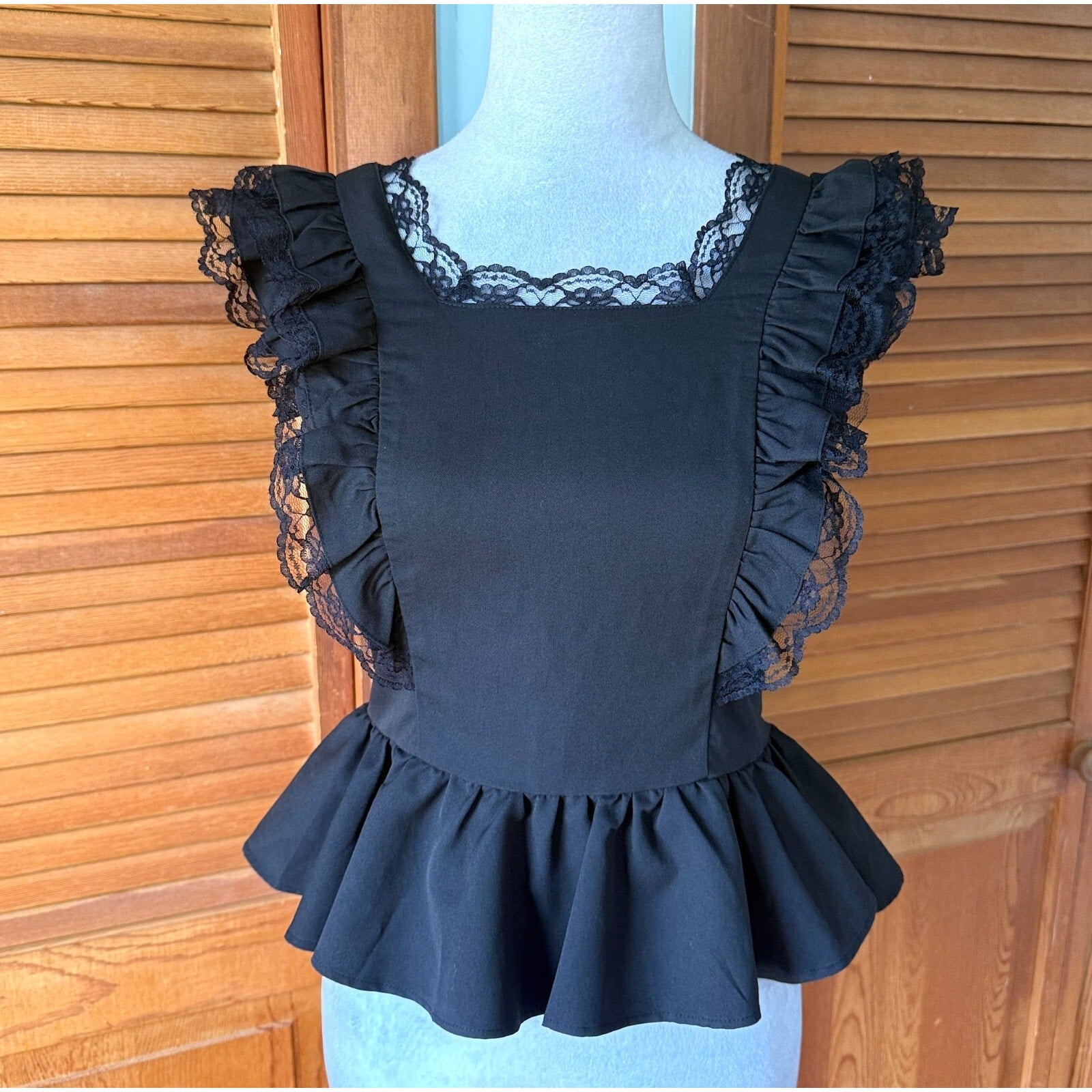 Evelyn Gothic Lolita Victorian EGL J-fashion Jirai Black Ruffle Peplum Top M
