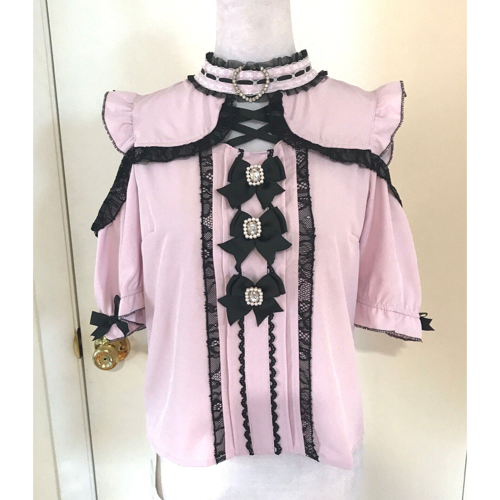 Lolita Victorian J-fashion Jirai Kei Pink Black Bows Open Shoulder Blouse Top L