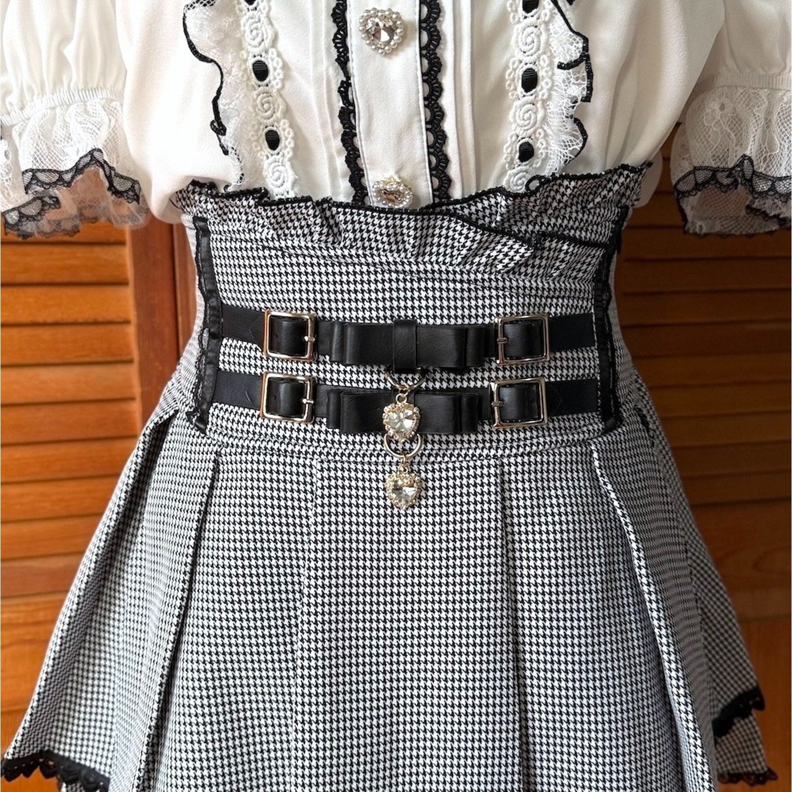 J-Fashion Jirai Kei Gyaru Harajuku Black White Top & Skirt Set Up Outfit