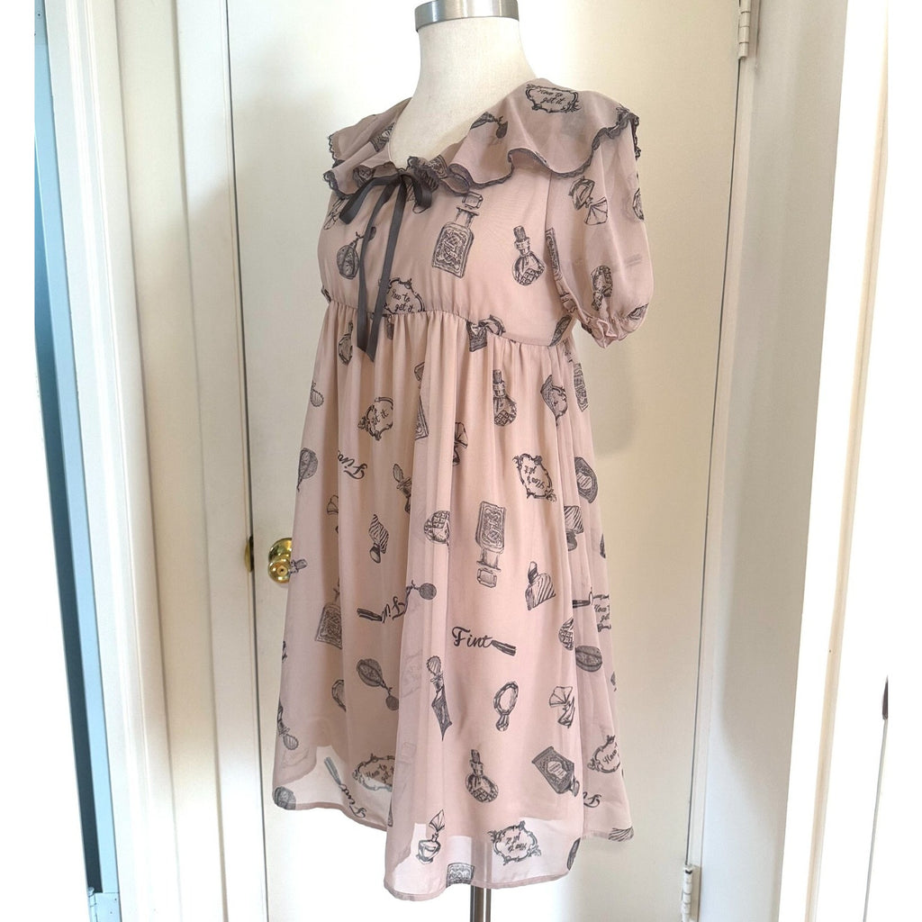 J-fashion Kawaii Jirai Gyaru Himekaji Victorian Perfume High Waist Dress M