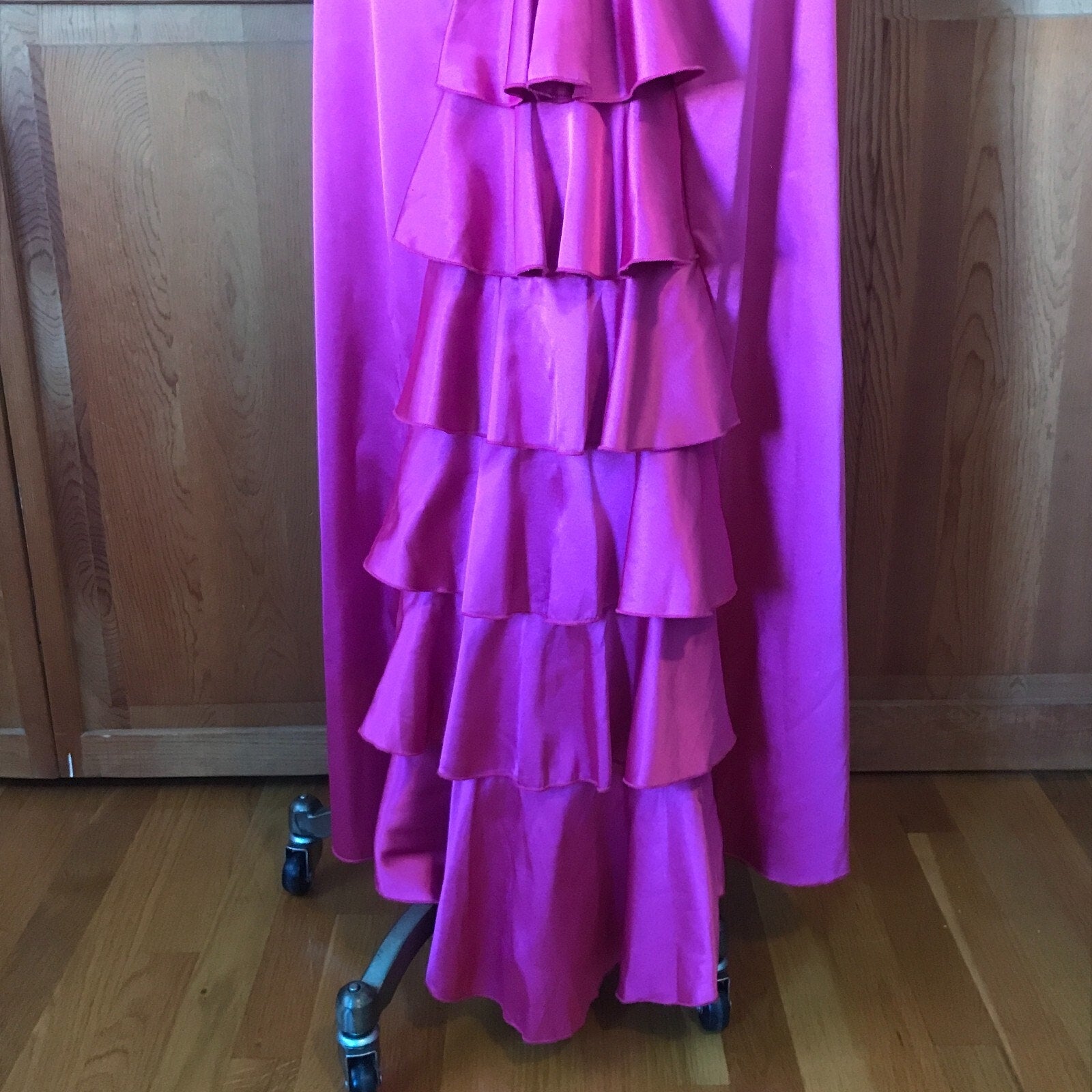 Jessica McClintock Vintage Victorian Lolita Fuchsia Ruffle Train Evening Gown L