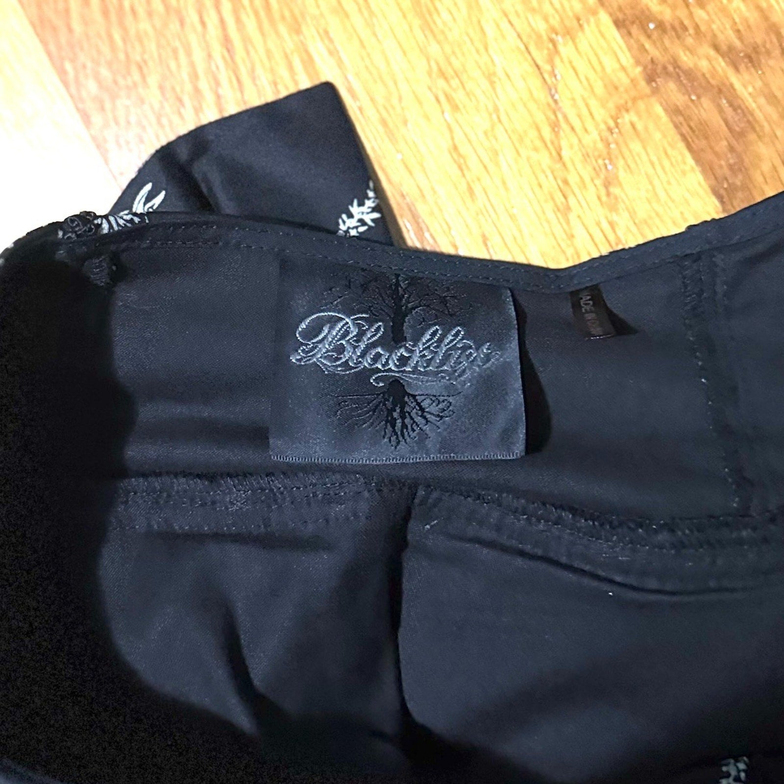 Vintage Lip Service Gothic Victorian Black & White Medallion Mini Skirt M