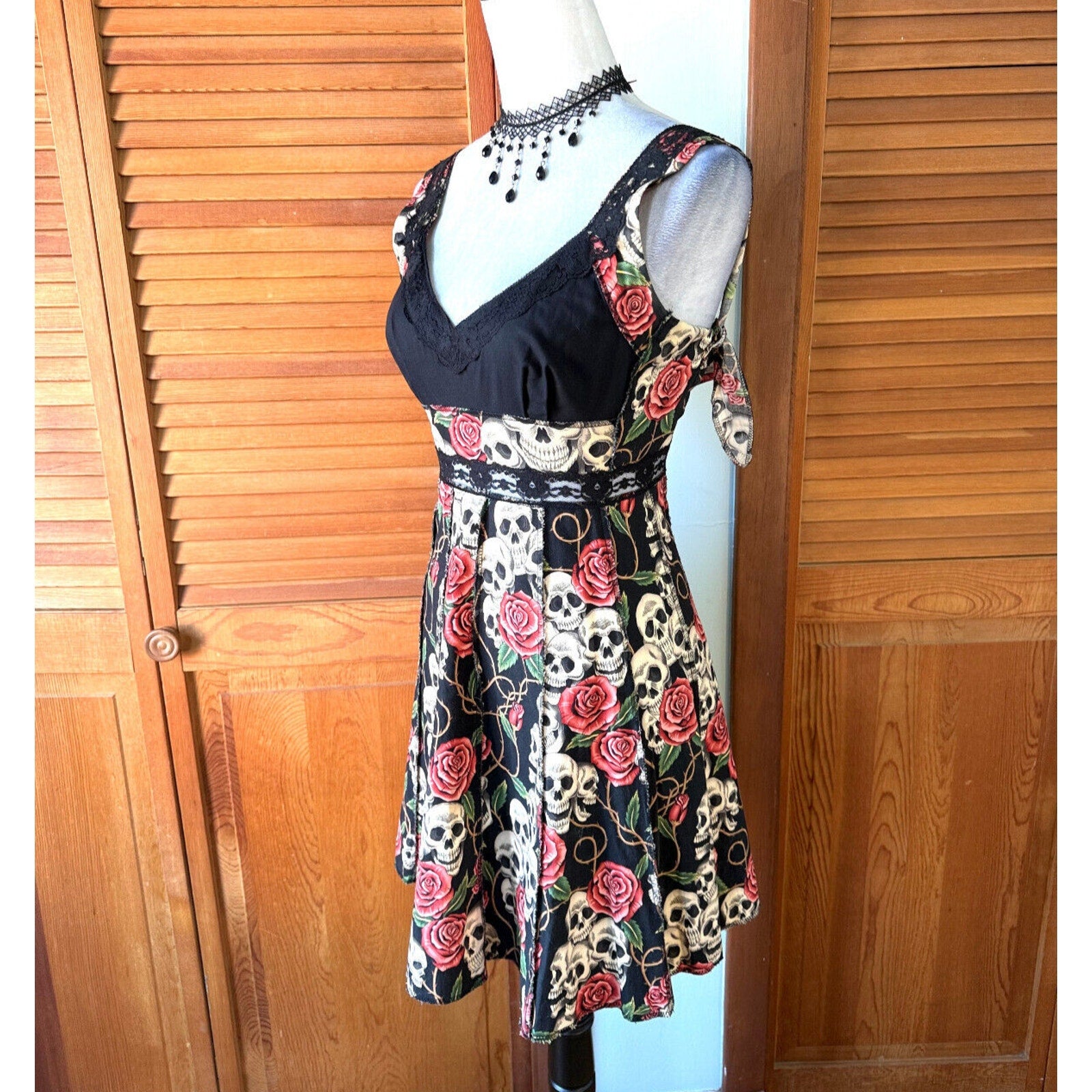 Vintage Shrine of Hollywood To Thy Skull My Rose Black Goth Punk Y2K Dress XS-S