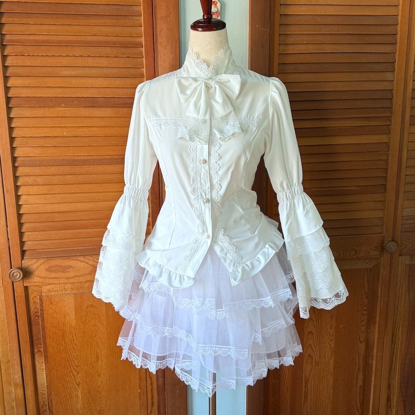 Sweet Lolita Alice in Wonderland Blue White JSK Shirt Petticoat Outfit Dress