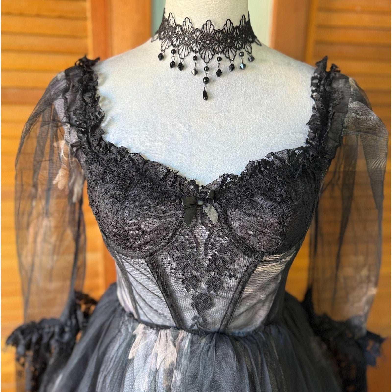Dolls Kill Gothic Victorian Halloween Queen of Fairies Garden Goth Gown S