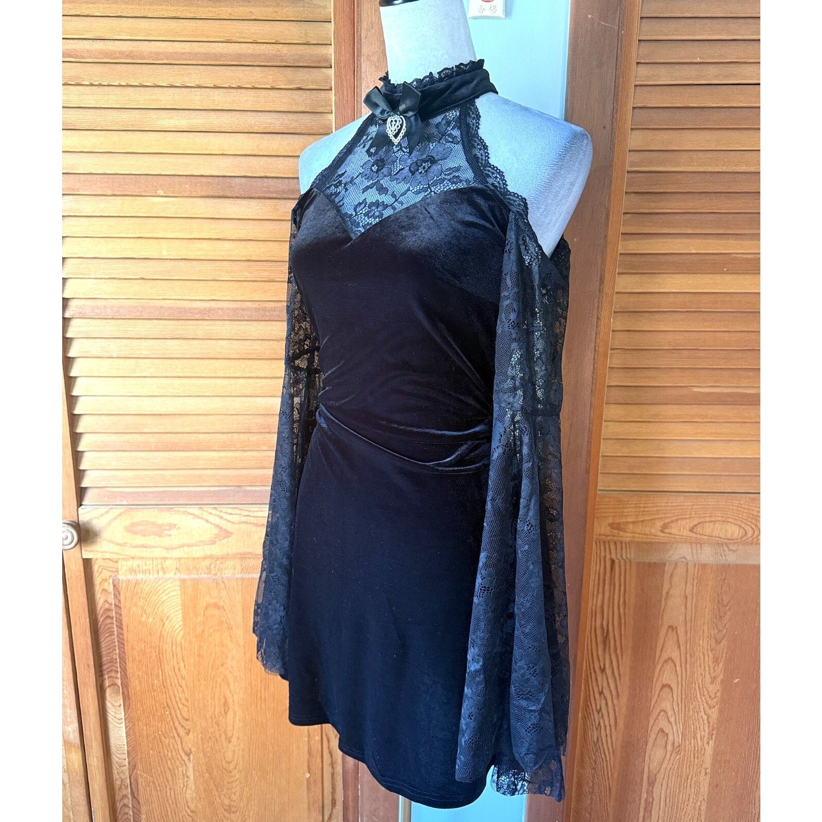 Gothic Lolita Victorian I Heart Thee Black Velvet & Lace Mini Dress