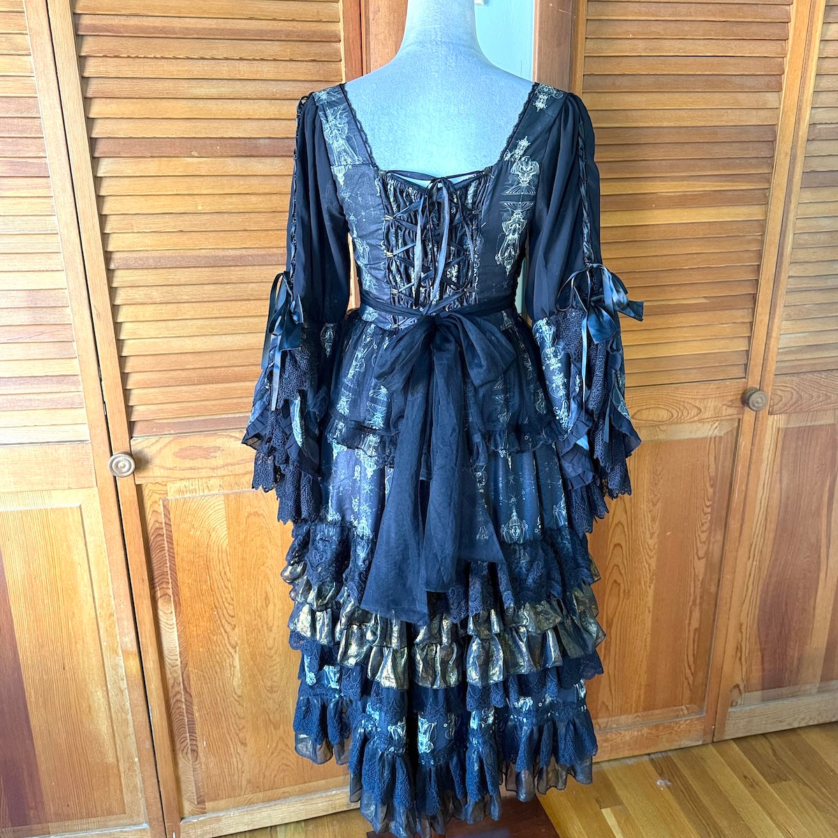 Gothic Lolita Victorian Princess Hime Sama Black & White Dress Gown M