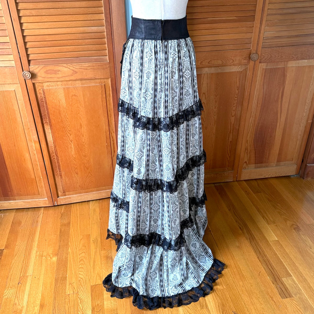 Vintage Lip Service Winchester Emporium Gothic Steampunk Victorian High Waist Skirt