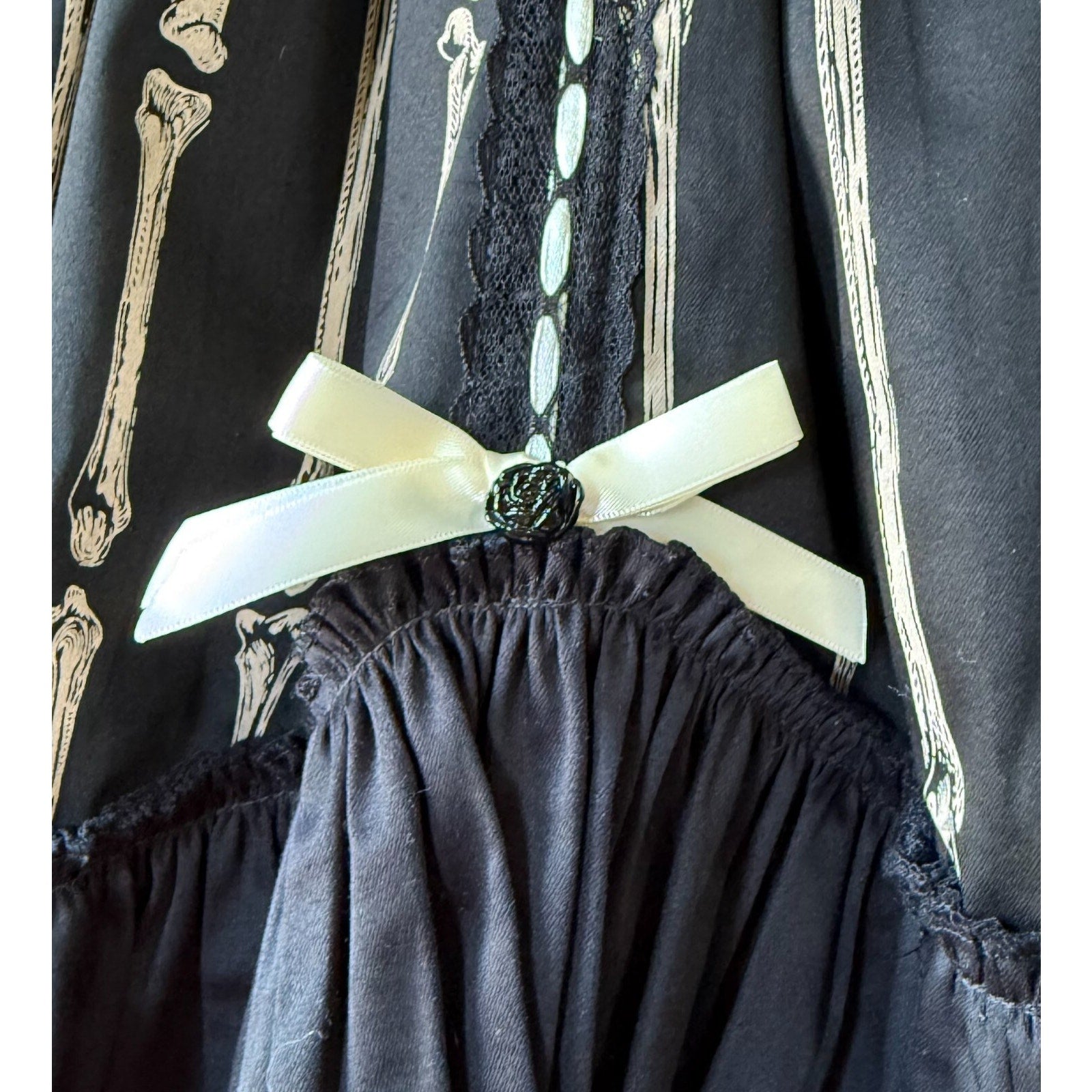Vintage Lip Service Lolita Bones Gothic EGL Dollcore Kawaii Himekaji Dress M