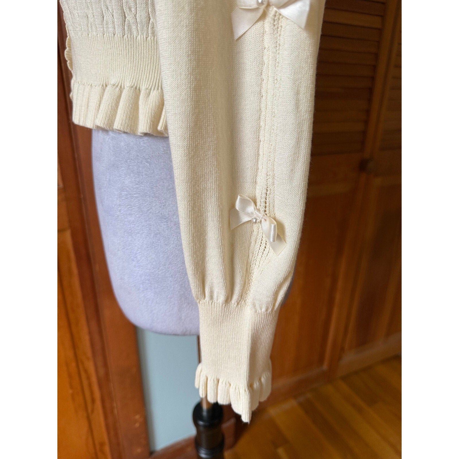 Axes Femme Jfashion Kawaii Cottage Ivory Textured Bow Sleeve Cardigan Sweater M