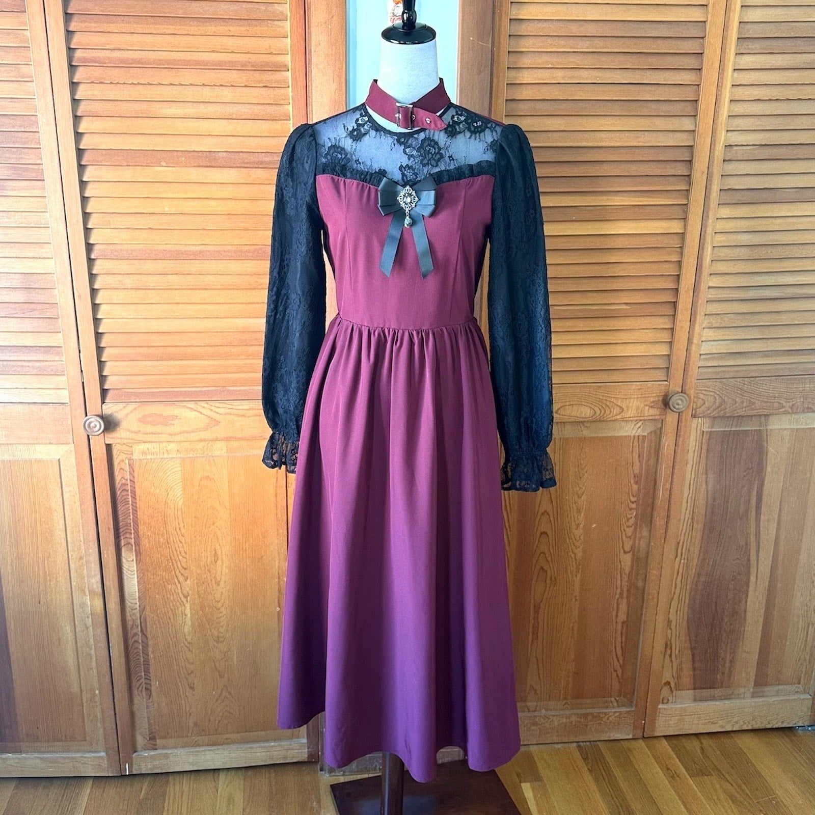 Ank Rouge J-fashion Gyaru Gothic Victorian Vampire Wine Black Lace Long Dress M