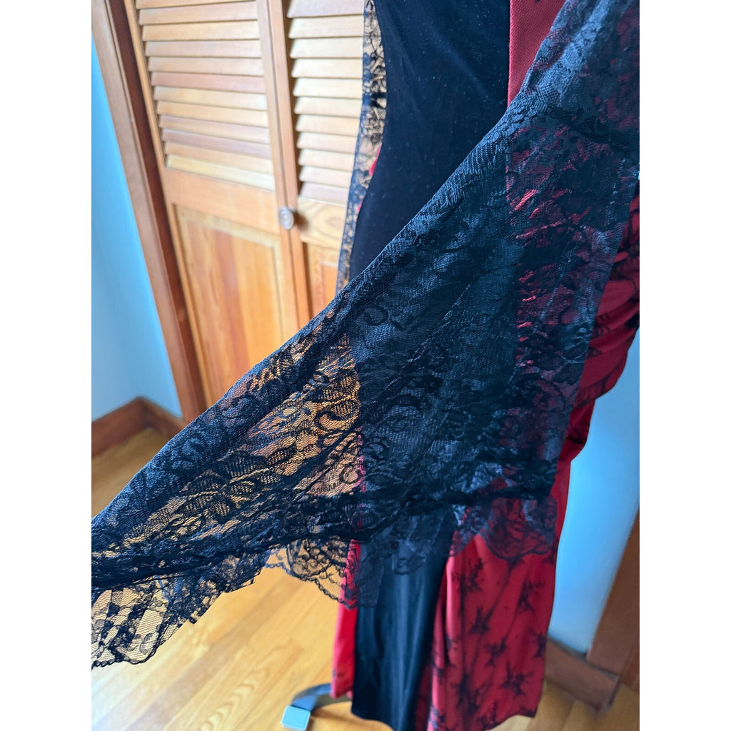 Gothic Victorian Vampire Bloody Garden of Delight Black & Red Lace Velvet Gown L