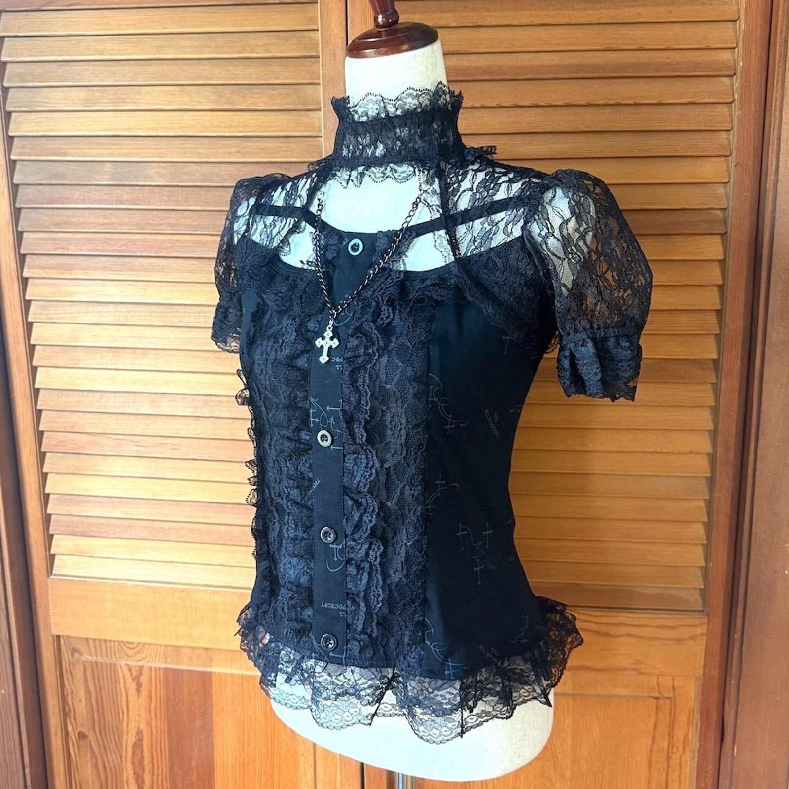 ACDC Rag J-fashion Gyaru Harajuku Dollcore Himekaji Black Cross & Chain Top M