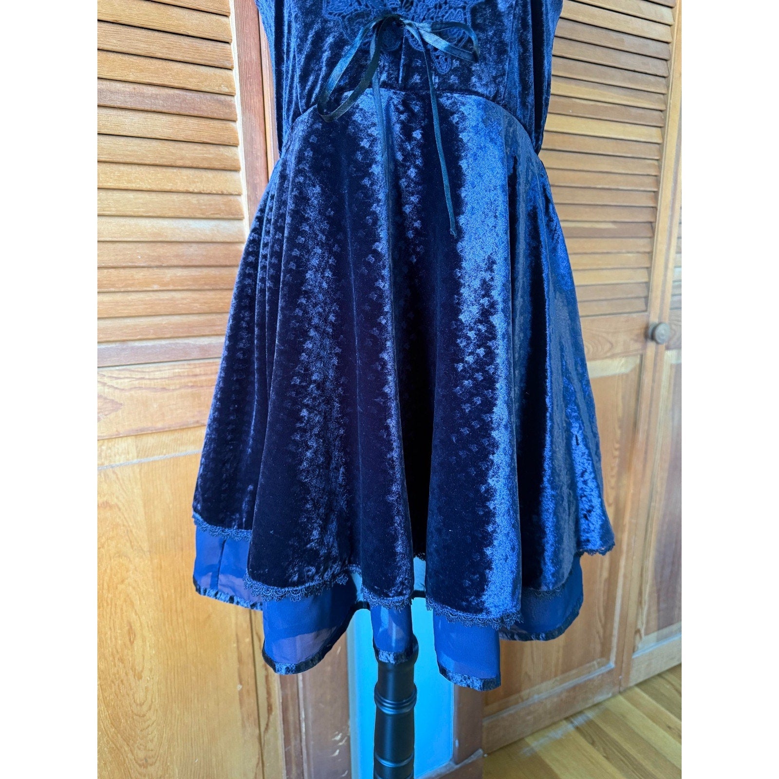 Axes Femme Purple Velvet Gothic Lolita EGL J-fashion Kawaii OP Dress S-M