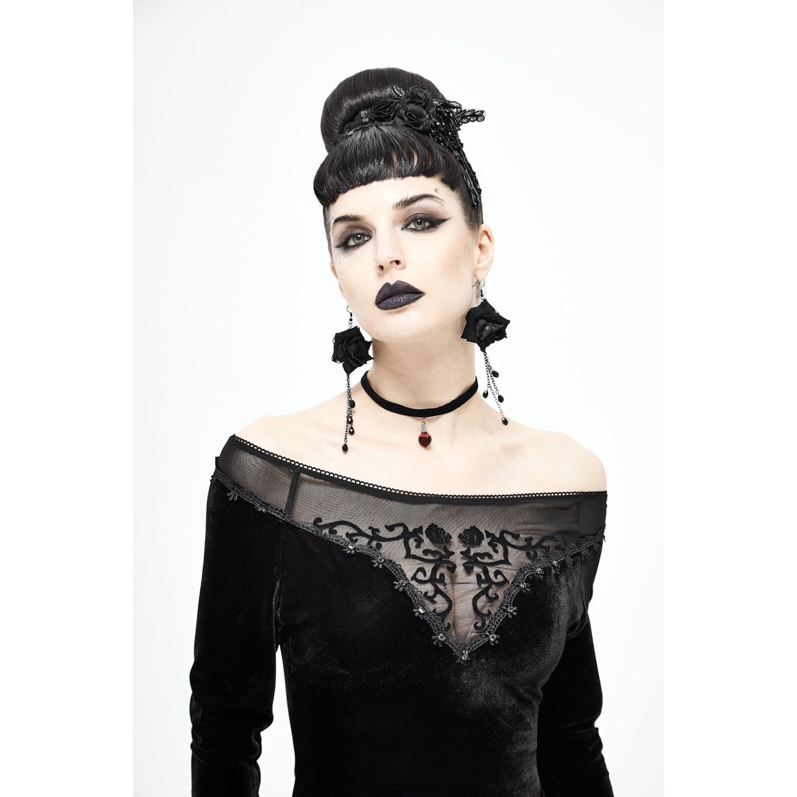 Devil Fashion Gothic Victorian Black Velvet Rose Diva Long Sleeve Top
