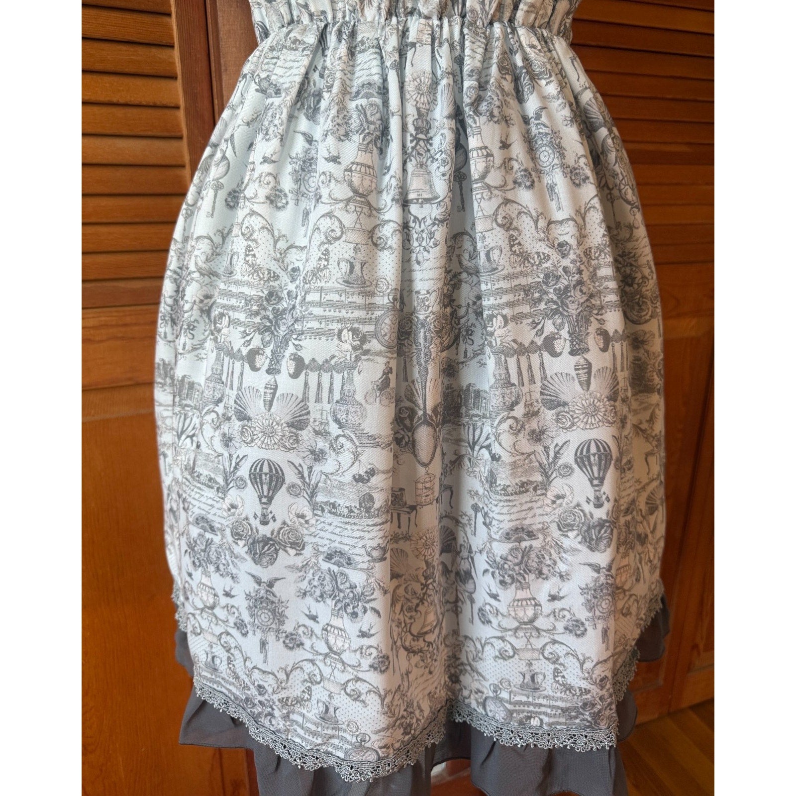 Axes Femme EGL J-fashion Kawaii Gyaru Victorian Print Steampunk Gray Dress M
