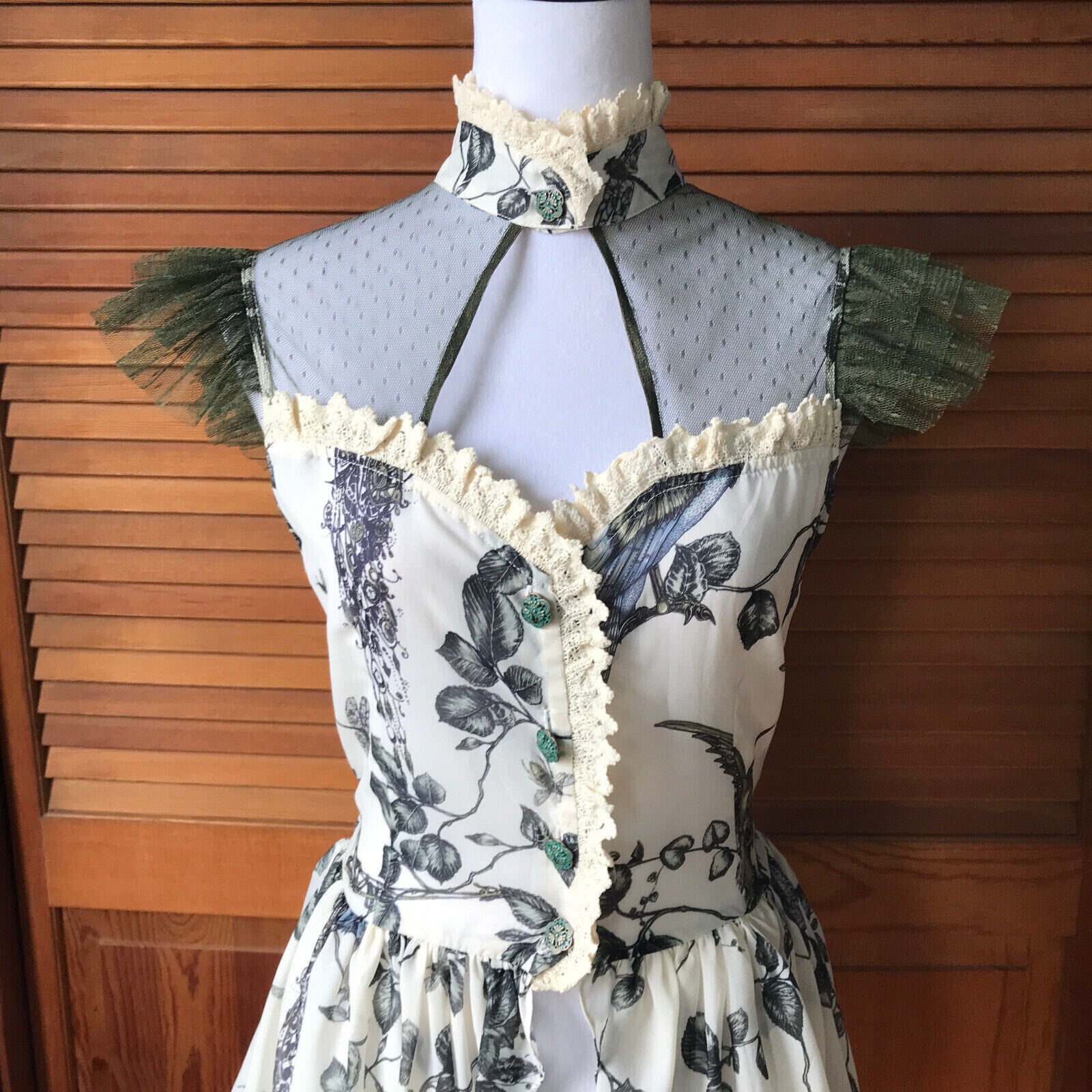 Lip Service Mecanique Menagerie Gothic Victorian Ivory & Green Chiffon Blouse M