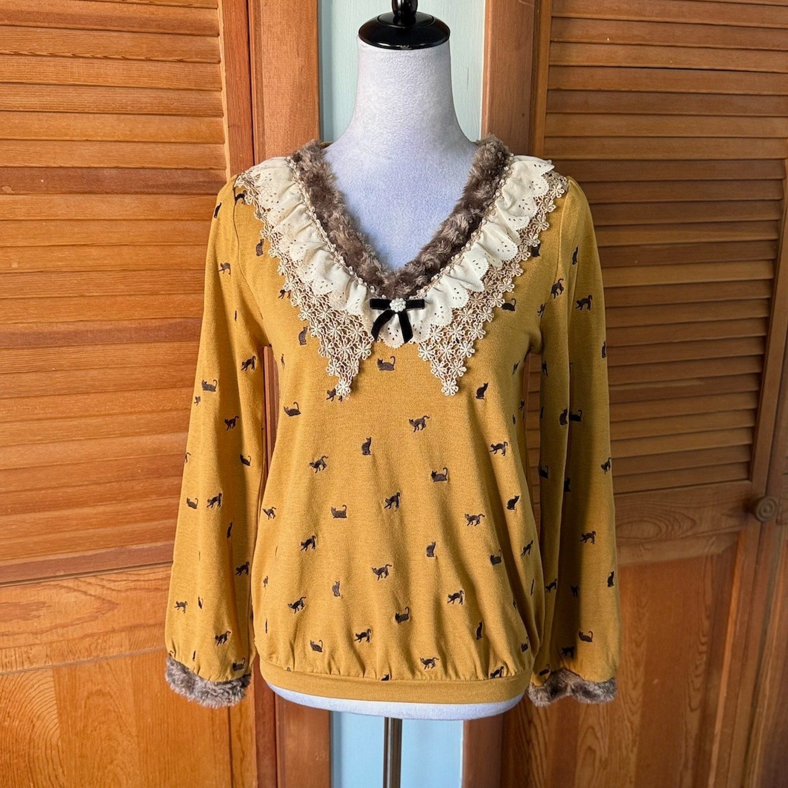 Axes Femme J-fashion Gyaru Himekaji Harajuku Kawaii Yellow Kitty Cat Top M