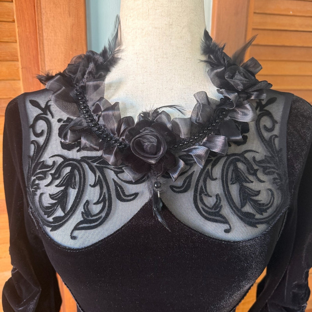 Devil Fashion Gothic Victorian Vampire Cruel Mistress Black Velvet Gown