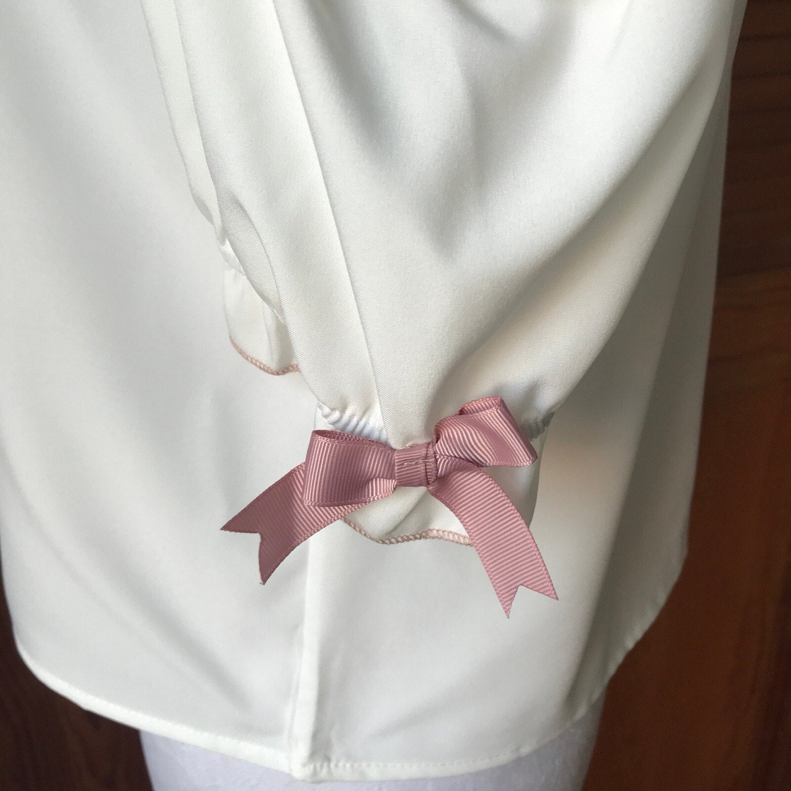 Lolita Kawaii J-fashion Jirai White Ivory Pink Bows Open Shoulder Blouse Top L