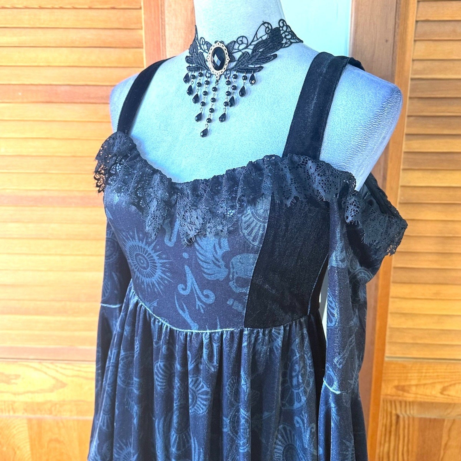 Killstar x The Lost Boys Gothic Victorian Vampire Gray Velvet Skull Dress S