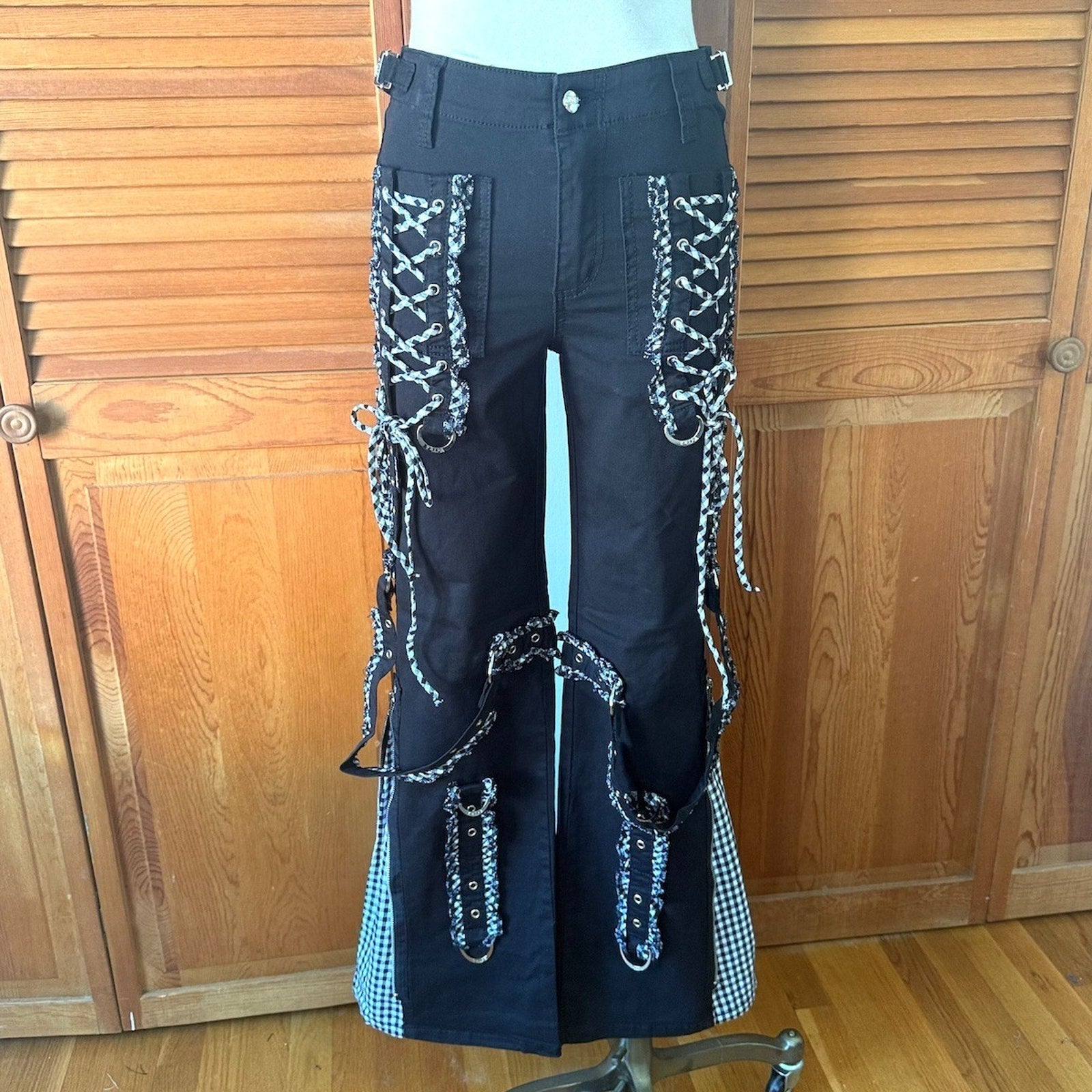 Tripp NYC Gothic Lolita EGL Punk Vkei Black White Lace Up Ruffle Pants