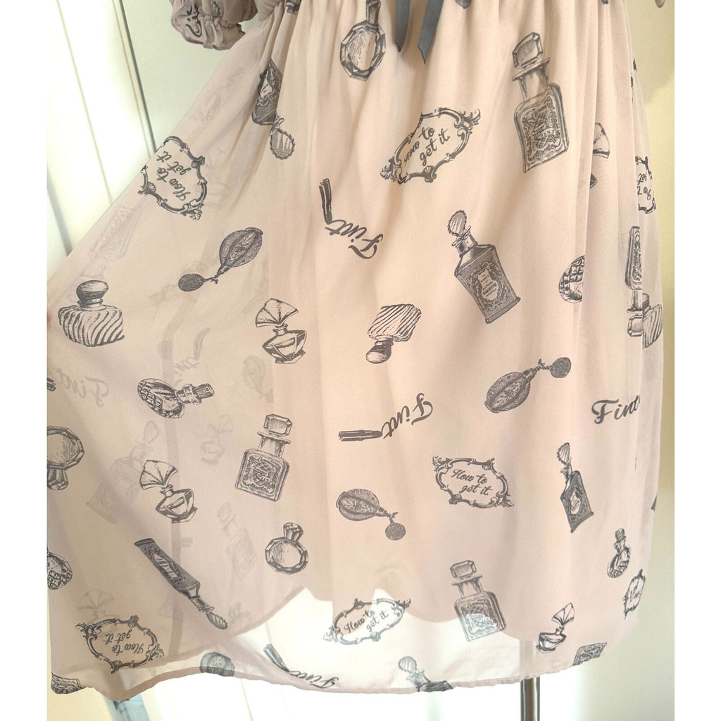 J-fashion Kawaii Jirai Gyaru Himekaji Victorian Perfume High Waist Dress M