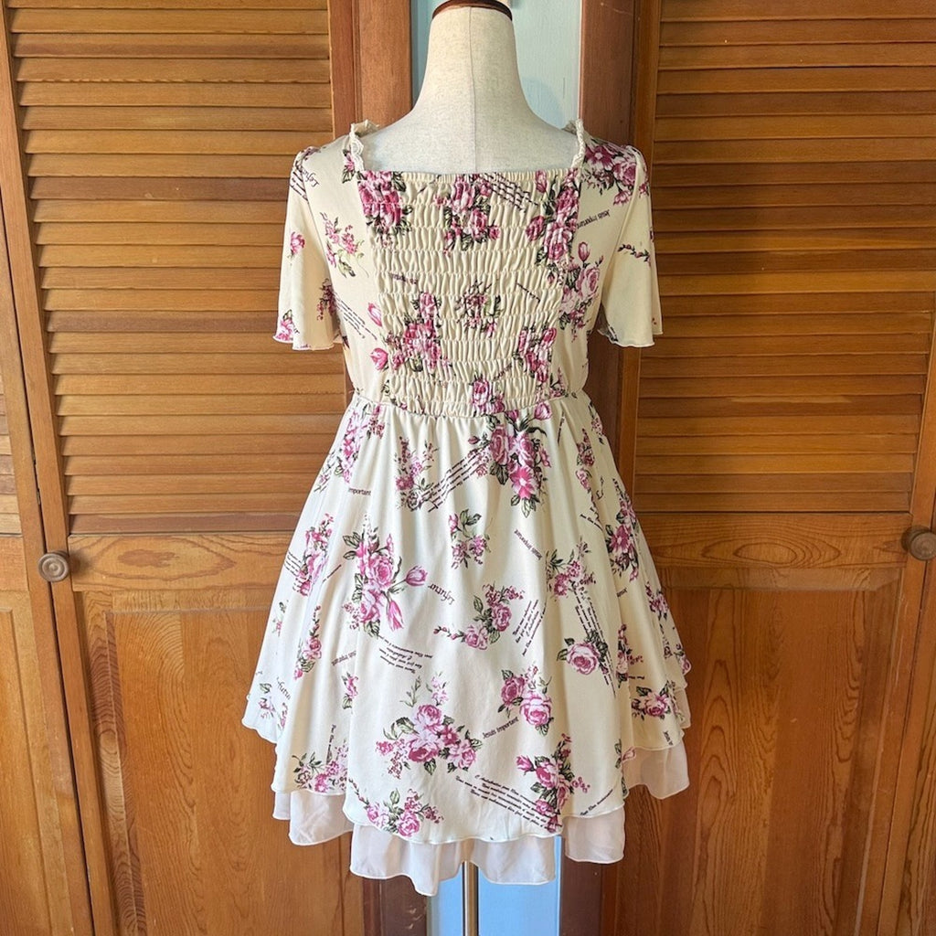 J-fashion Axes Femme Gyaru Himekaji Victorian Dollcore Ivory Rose Dress M-L