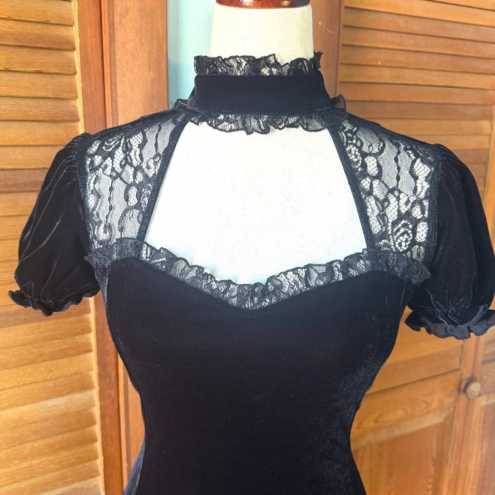 Killstar Gothic Lolita Victorian Vkei Witchcore Black Velvet Lace Mini Dress