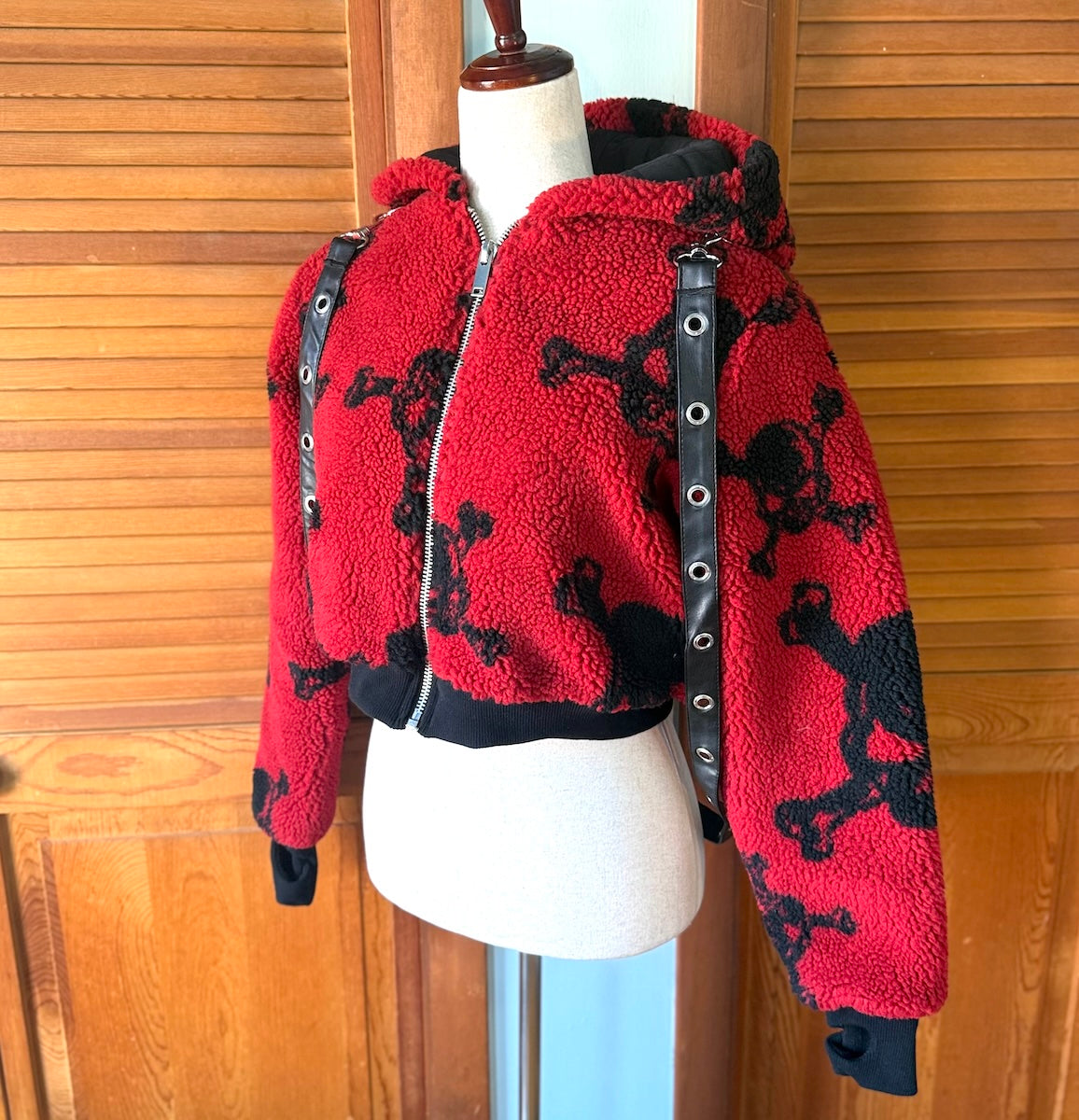 Dolls Kill Punk Goth Y2K Red Faux Fur Black Skull Bondage Strap Jacket
