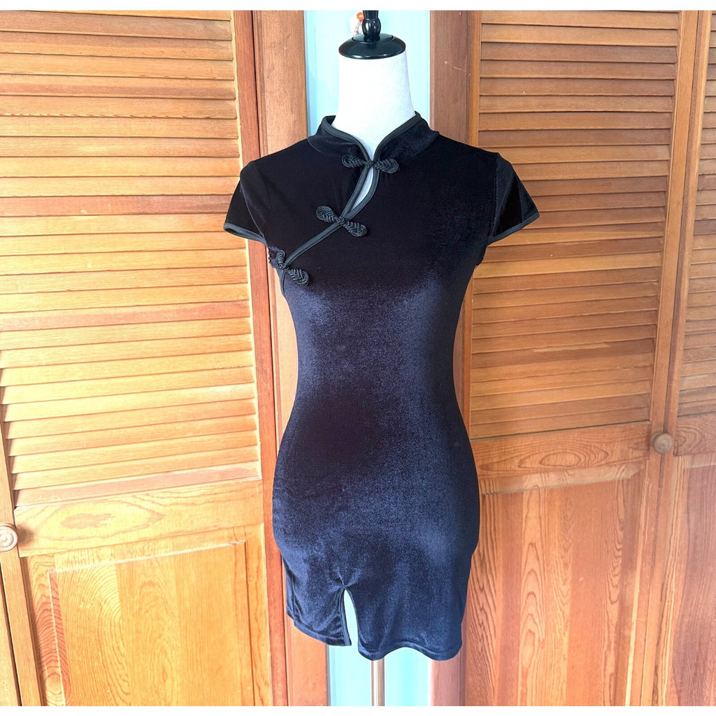 Gothic Victorian Punk Emo Shanghai Nights Black Velvet Cheongsam Dress