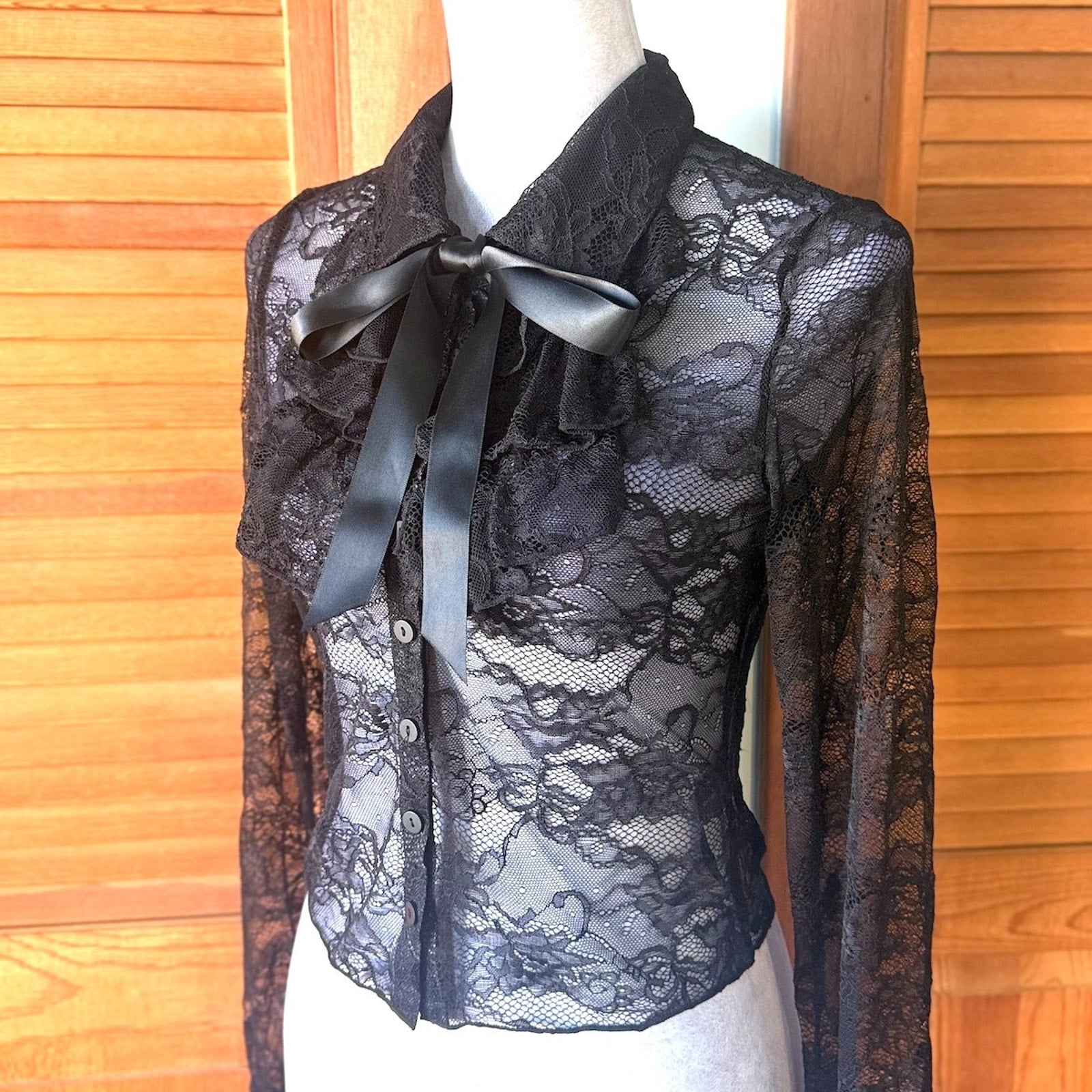 Dolls Kill Gothic Victorian Vampire Vkei Black Lace Jabot Ribbon Bow Top S