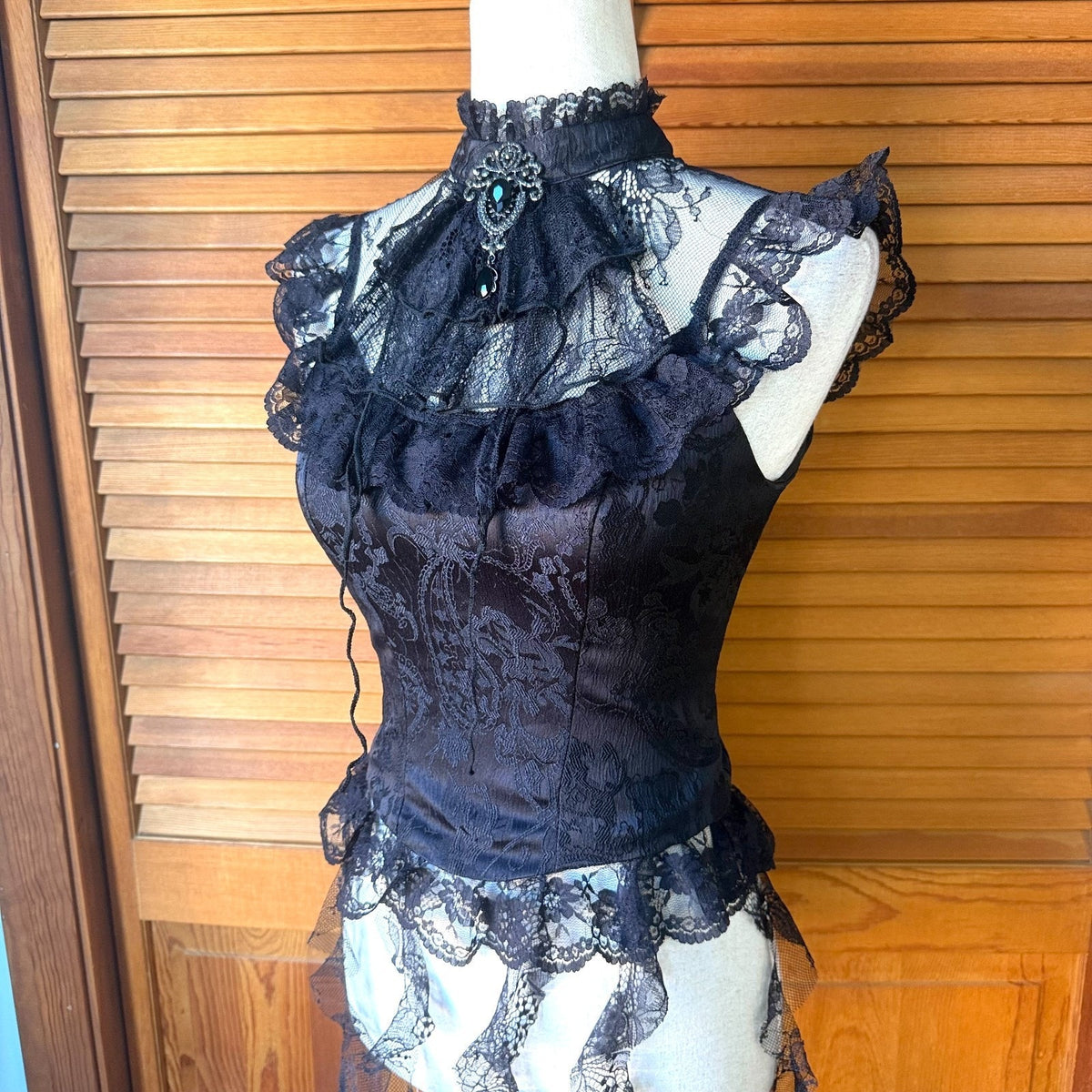 Dark In Love Gothic Victorian Dark Fairycore Baroque Lace Jabot Bustier Top
