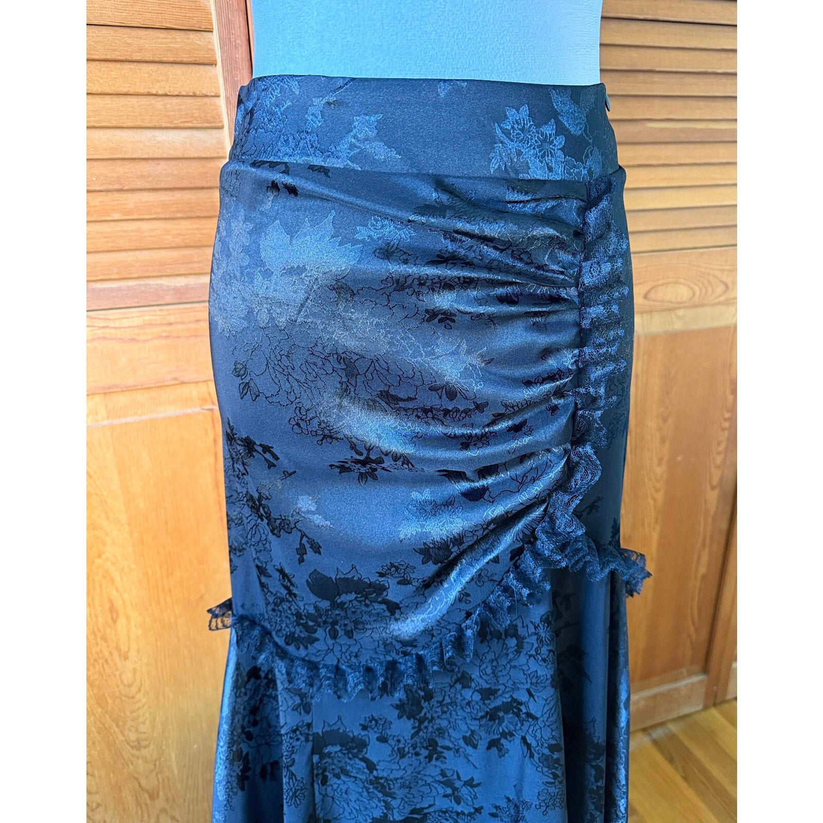 Gothic Victorian Flower Satin Gathered Side Mermaid Maxi Skirt S-M