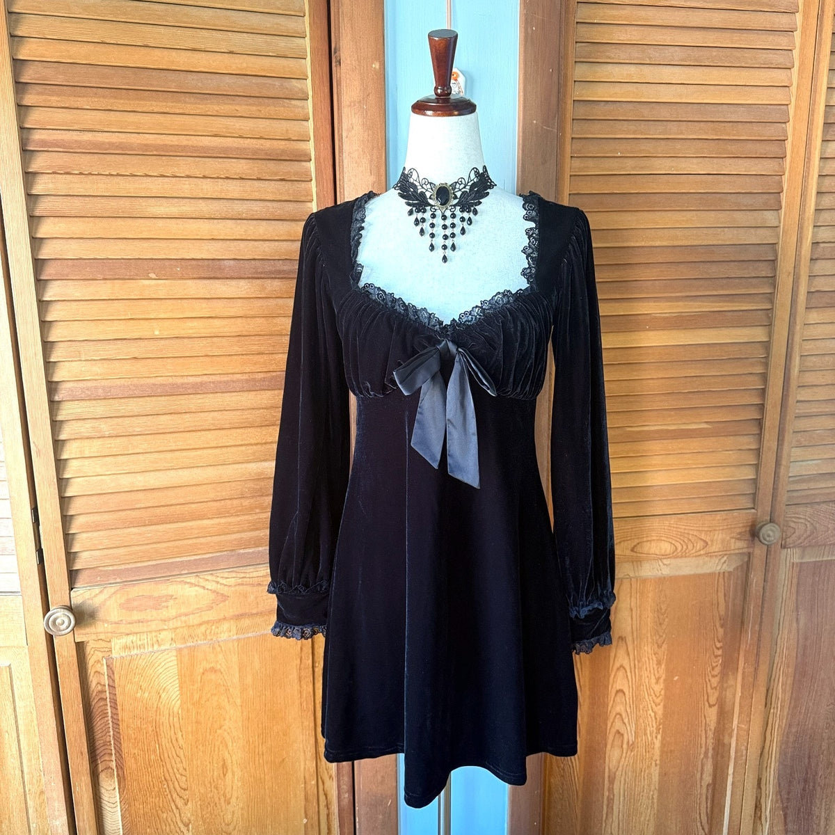 Killstar Gothic Victorian Witchcore EGL Dark Dollcore Black Velvet Dress S
