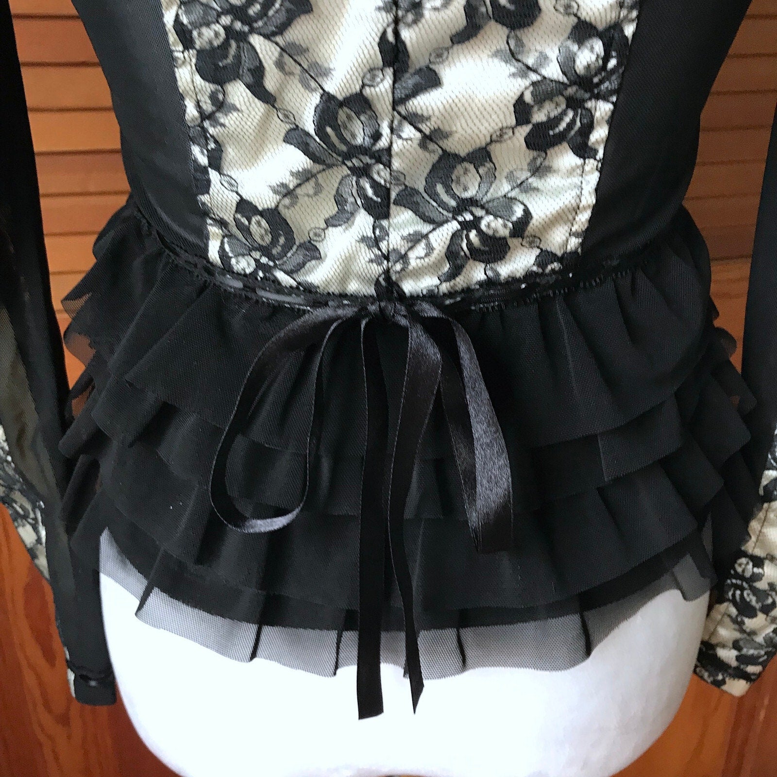 Vintage Lip Service Vaudeville Vamps Gothic Lolita Victorian Ivory Jacket XS