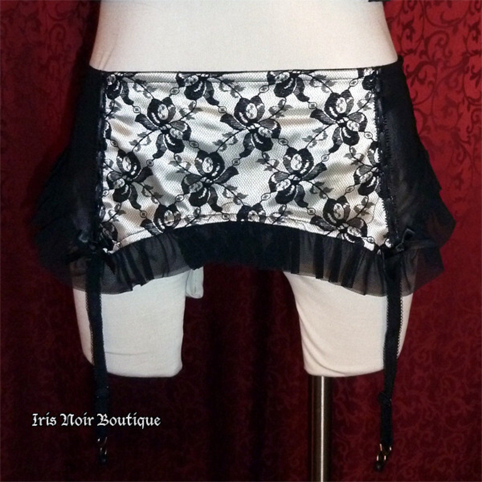 Vintage Lip Service Vaudeville Vamps Gothic Victorian Ivory Garter Belt