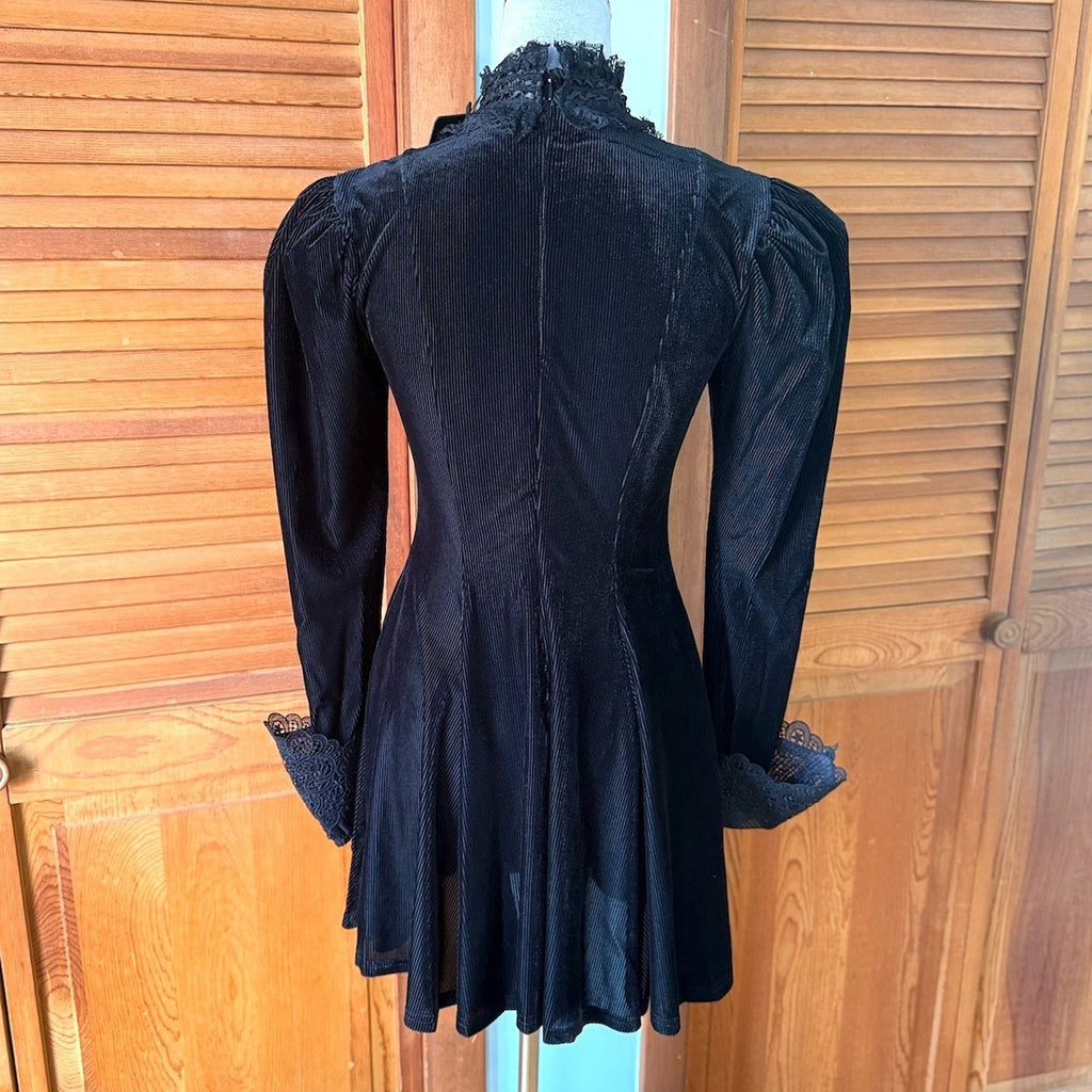 Dark In Love Gothic Victorian Lolita The Netherworld Black Velveteen Dress