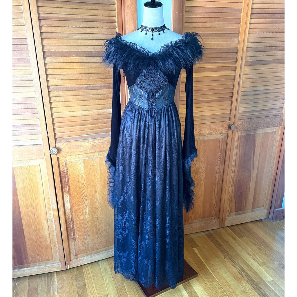 Devil Fashion Gothic Victorian The Beast Inside Black Velvet Lace & Fur Dress