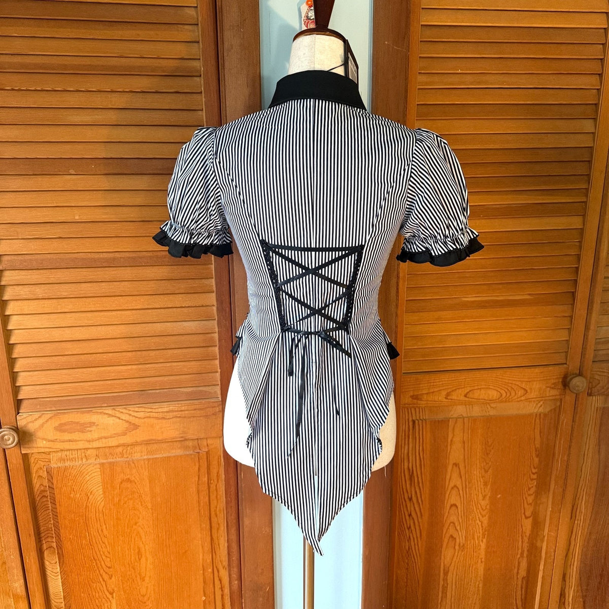 Dark In Love Gothic Lolita Victorian EGL Vkei Steampunk Jabot Shirt Blouse