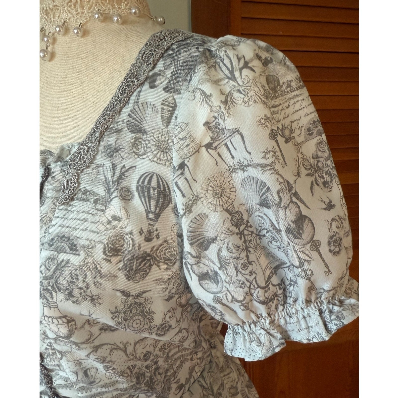 Axes Femme EGL J-fashion Kawaii Gyaru Victorian Print Steampunk Gray Dress M