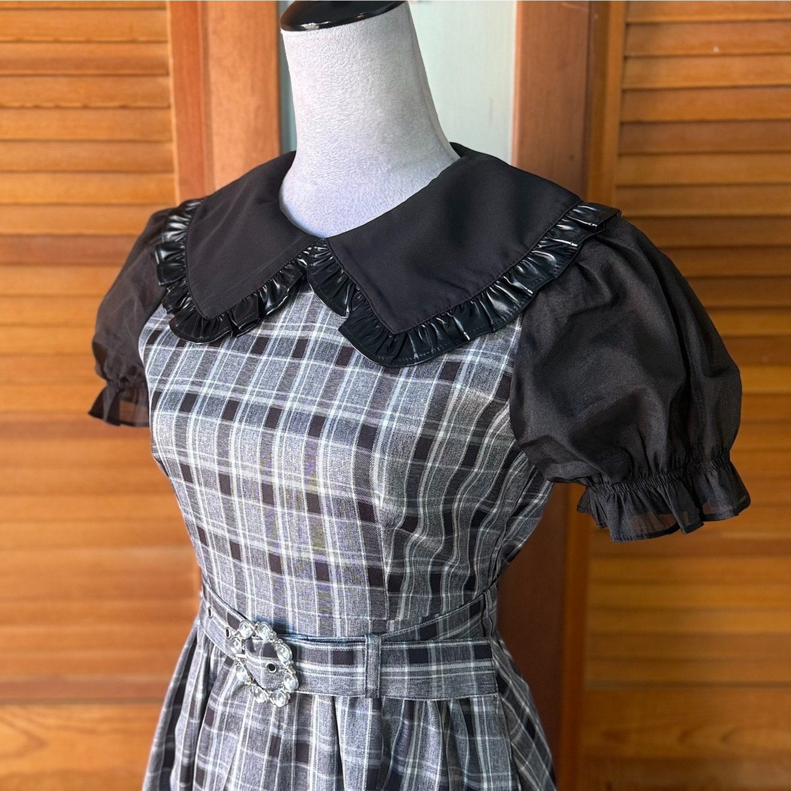 Ank Rouge J-fashion EGL Gyaru Harajuku Dollcore Gray Plaid Black Collar Dress M