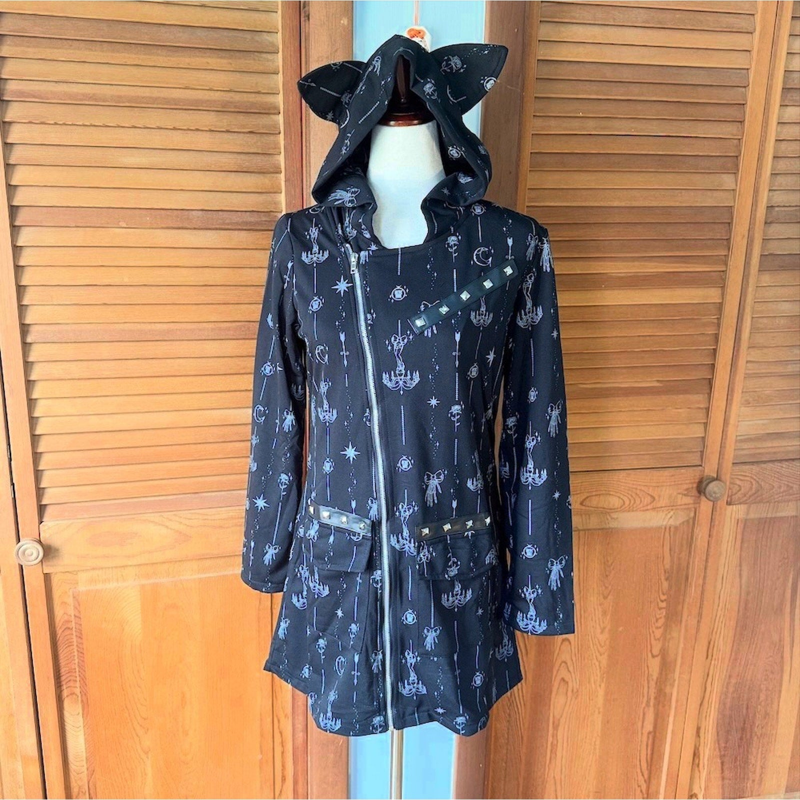 J-fashion ACDC Rag Harajuku Punk Goth EGL Cat Ears Black & White Jacket S-M