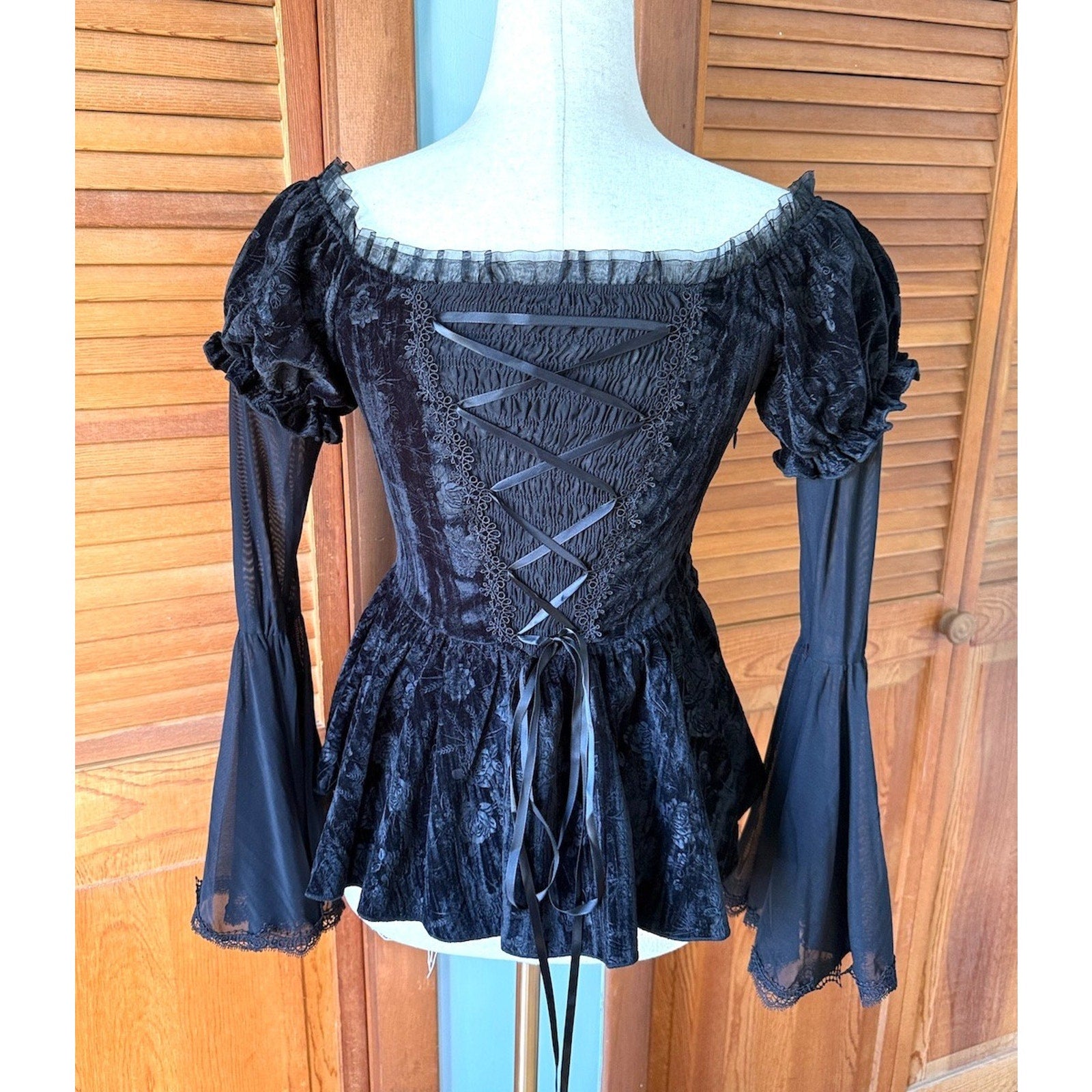 Devil Fashion Gothic Victorian Vampire Black Velvet Rose Princess Peplum Top XS