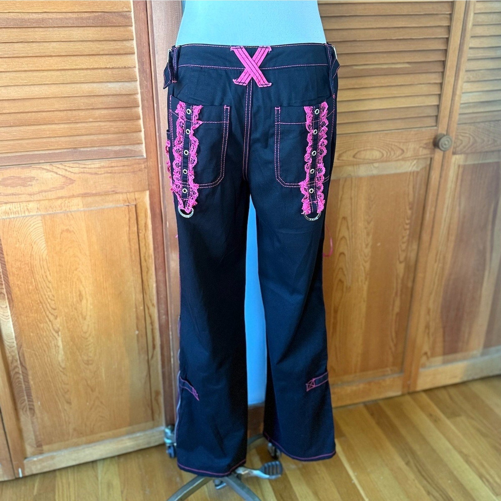 Tripp NYC Gothic Lolita Punk Emo Black Pants w/ Pink Lace Ruffles 29/9