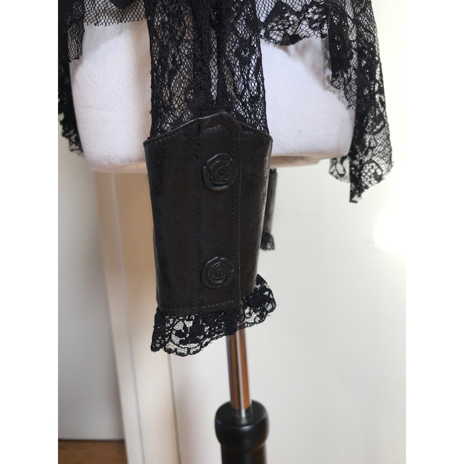 Lip Service Vintage War of the Roses Gothic Victorian Black Lace Top XS