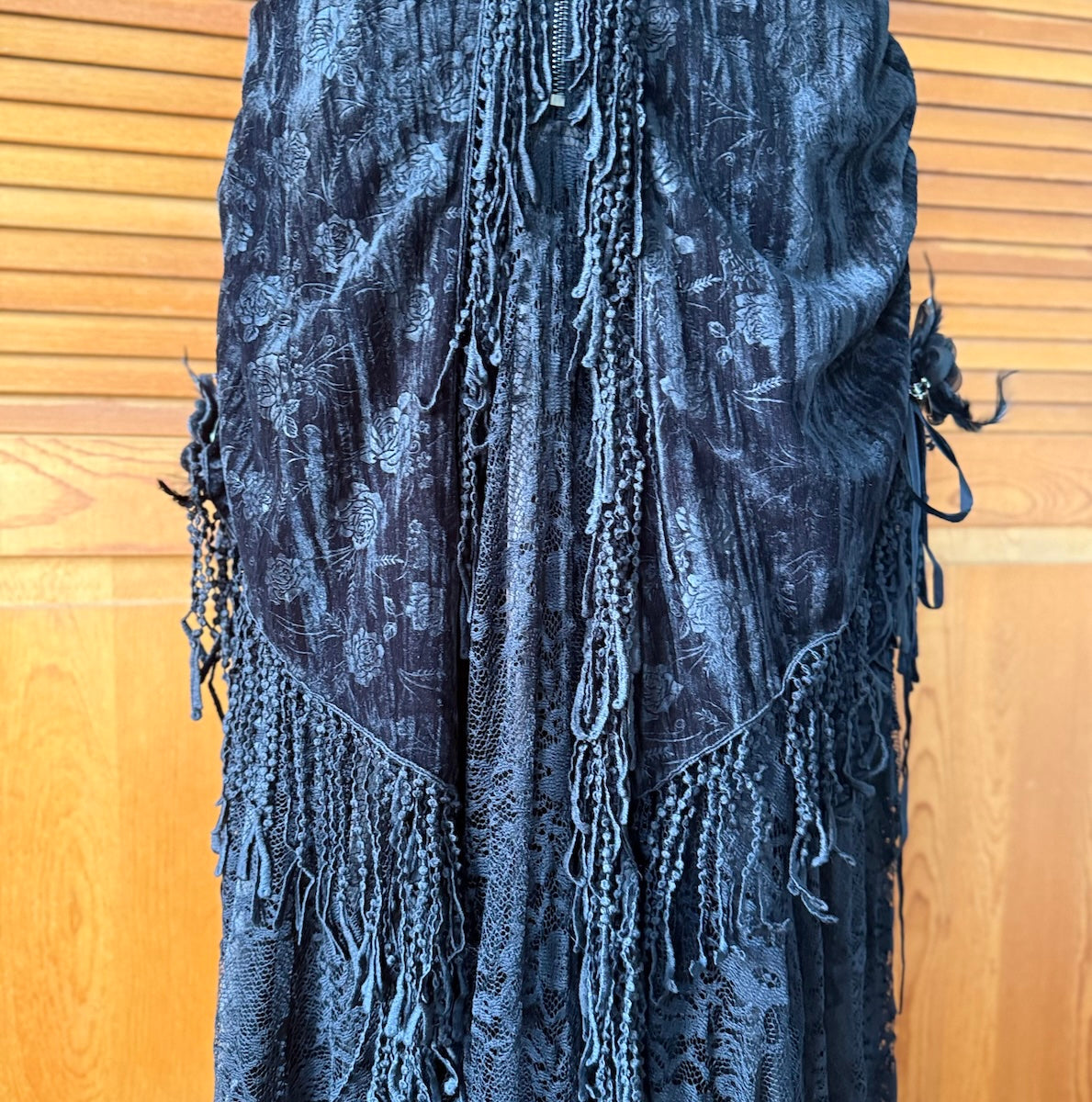 Devil Fashion Gothic Victorian High Waist Rose Velvet Aristocrat Skirt