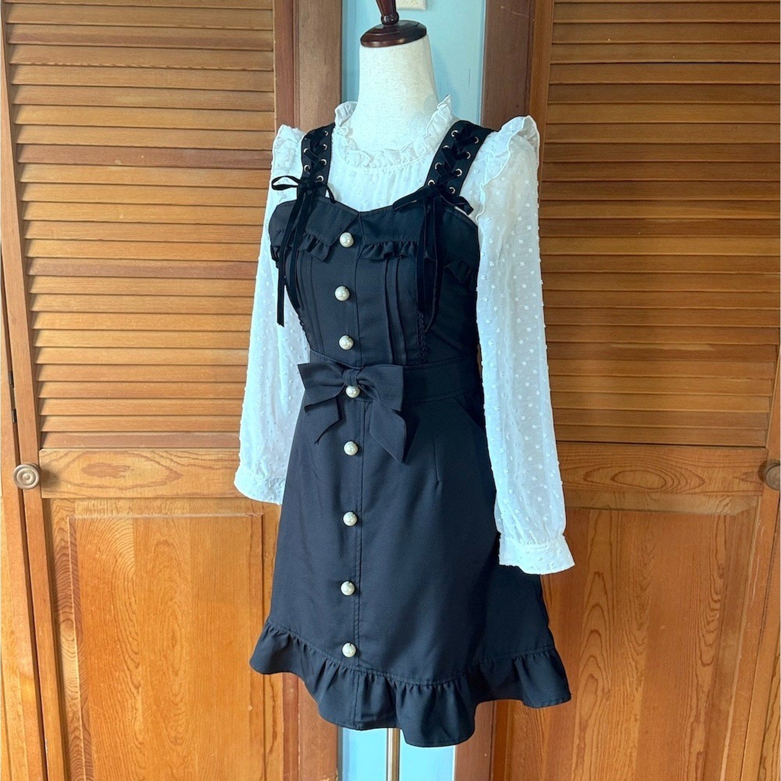 Liz Lisa Jirai Kei Gyaru Kawaii Dollcore Black & White Long Sleeved Dress S