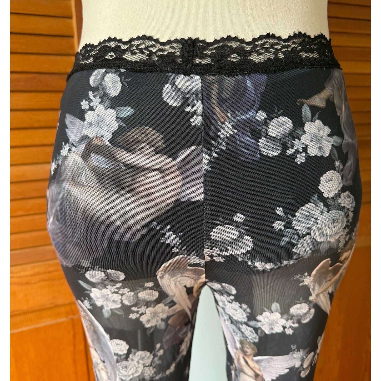 Dolls Kill Gothic Victorian Come My Sweet Angle Flower Lace Flares Leggings