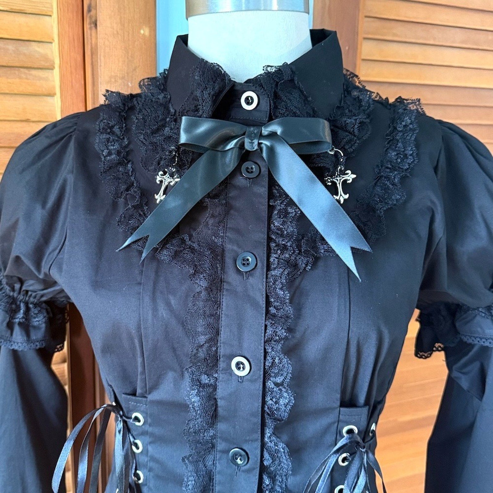 ACDC Rag Gothic Lolita EGL Aristocrat Black Lace-Up Cross Transformer Shirt